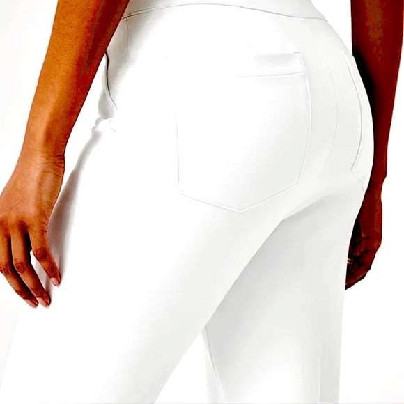 💪🏼New SPANX JEANISH LEGGINGS size Xsp.  2 back functional pockets new - Picture 2 of 13